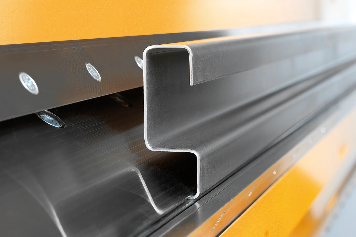sheet metal folding machine
